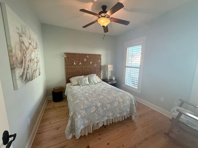 406 Sailhouse Way, Rockport, TX 78382