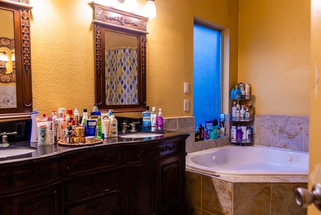 7506 Quail Springs Drive, Arlington, TX 76002