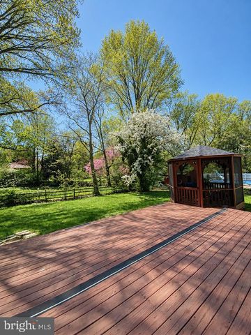 703 BENT LN, Newark, DE 19711