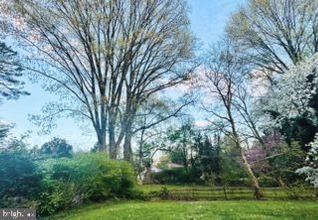 703 BENT LN, Newark, DE 19711