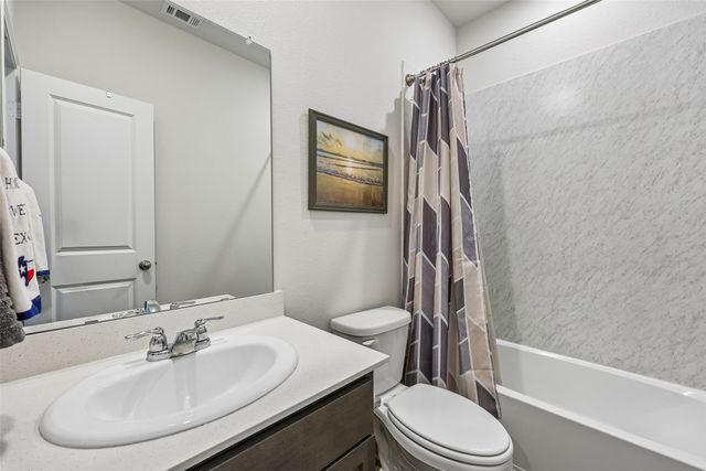 2205 Feeder Way, Royse City, TX 75189