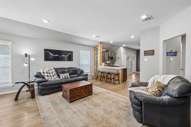 2205 Feeder Way, Royse City, TX 75189