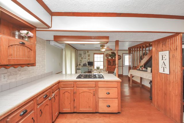 1054 County Road 650, Dayton, TX 77535