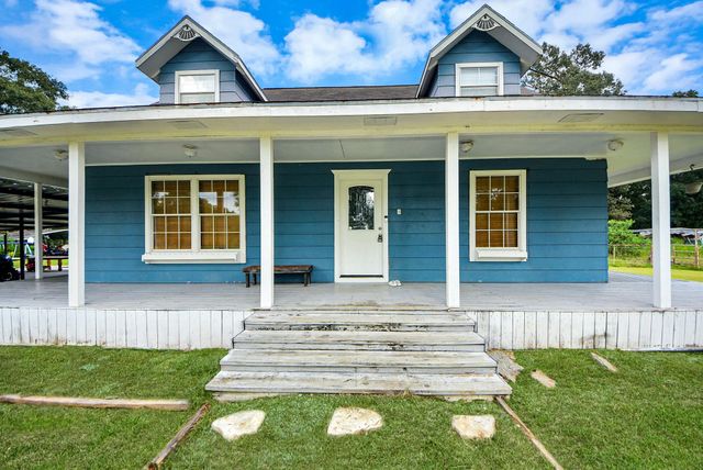 1054 County Road 650, Dayton, TX 77535
