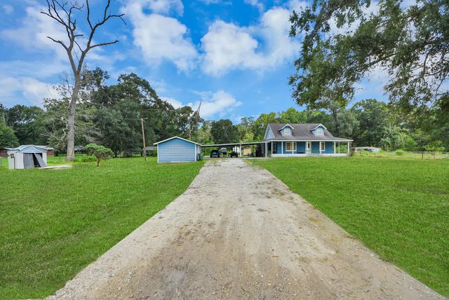 1054 County Road 650, Dayton, TX 77535