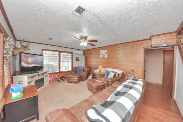 1054 County Road 650, Dayton, TX 77535