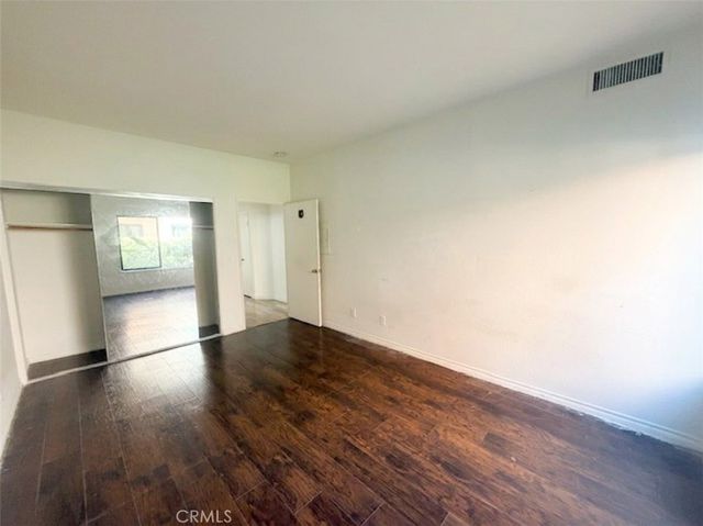 6815 Remmet 109, Canoga Park, CA 91303