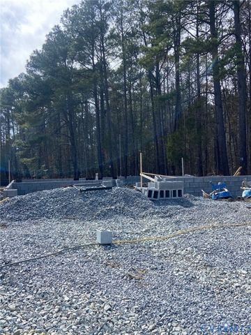 2605 Forget Me Not Ln, Glen Allen, VA 23060