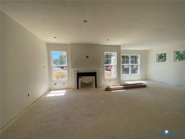 2605 Forget Me Not Ln, Glen Allen, VA 23060