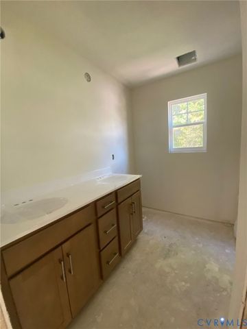 2605 Forget Me Not Ln, Glen Allen, VA 23060