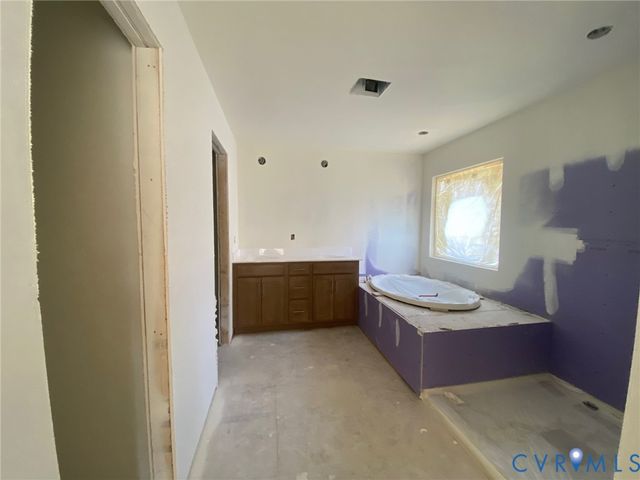 2605 Forget Me Not Ln, Glen Allen, VA 23060