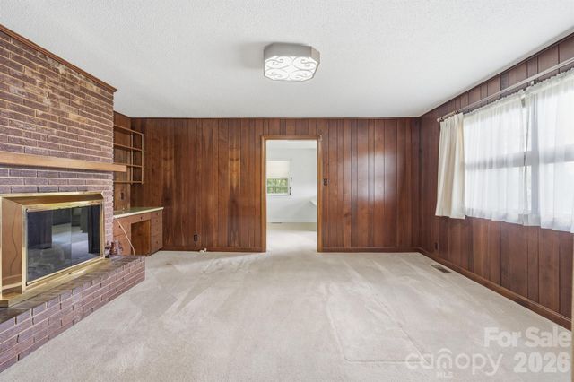 4543 Hickory Boulevard, Granite Falls, NC 28630