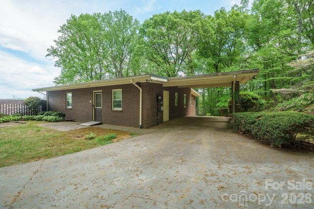 4543 Hickory Boulevard, Granite Falls, NC 28630