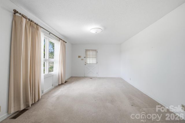 4543 Hickory Boulevard, Granite Falls, NC 28630