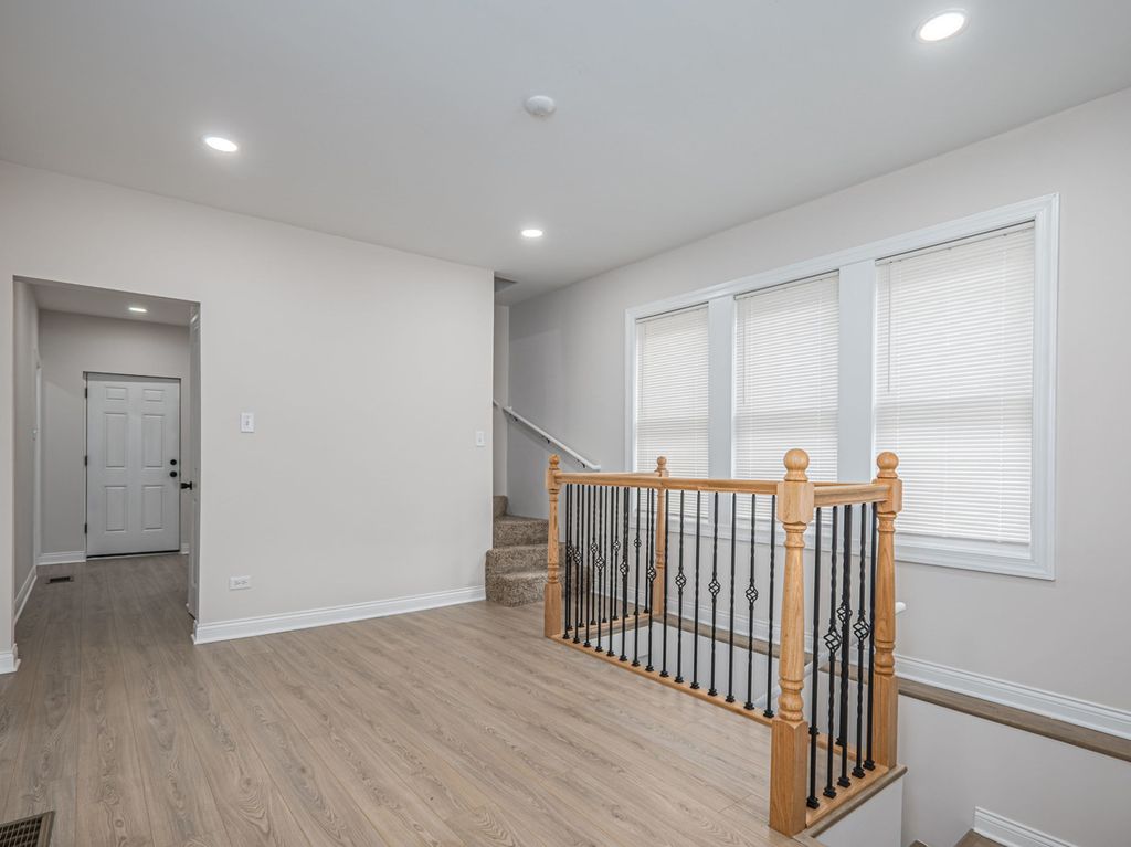 8411 S Throop Street, Chicago, IL 60620 — photo 5