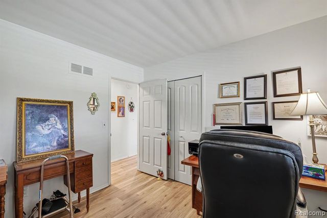15299 Brandy Lane, Macomb, MI 48044