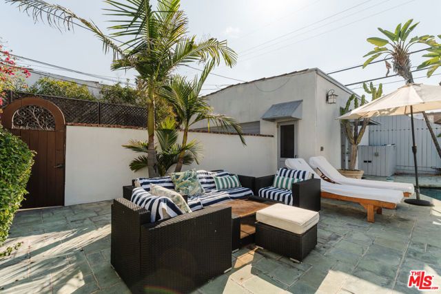 6636 Colgate Avenue, Los Angeles, CA 90048