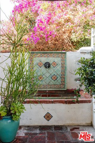 6636 Colgate Avenue, Los Angeles, CA 90048