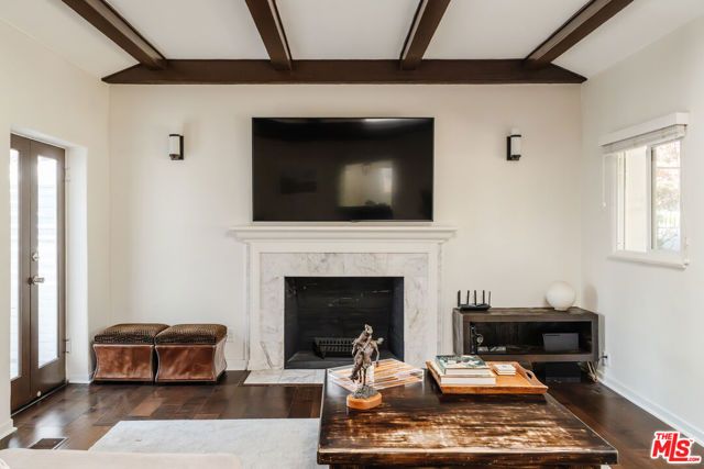 6636 Colgate Avenue, Los Angeles, CA 90048
