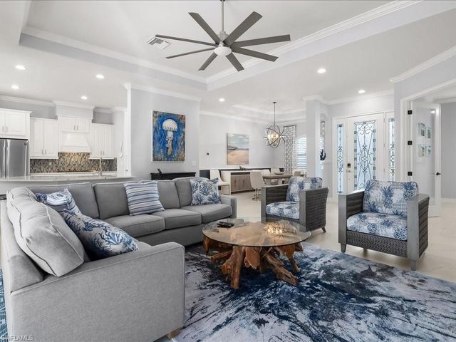 9636 Firenze DR, Naples, FL 34113