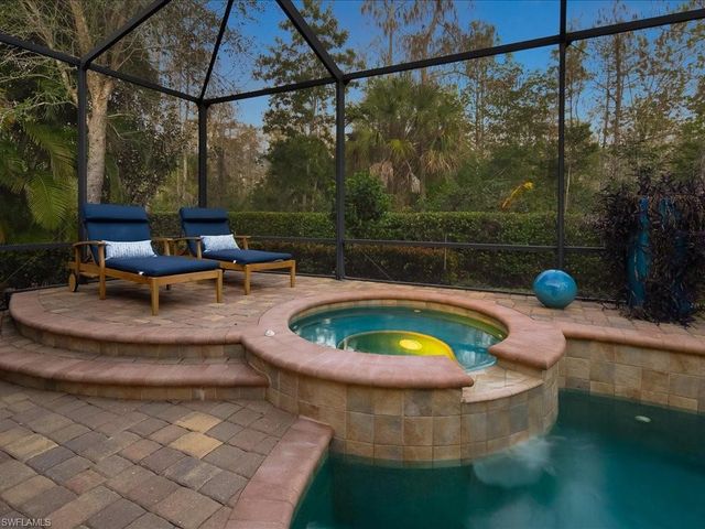 9636 Firenze DR, Naples, FL 34113