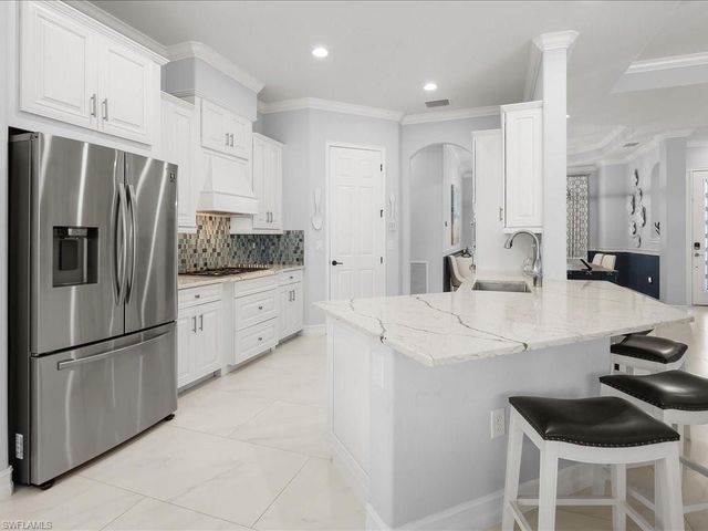 9636 Firenze DR, Naples, FL 34113