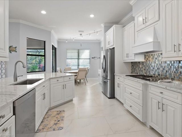 9636 Firenze DR, Naples, FL 34113