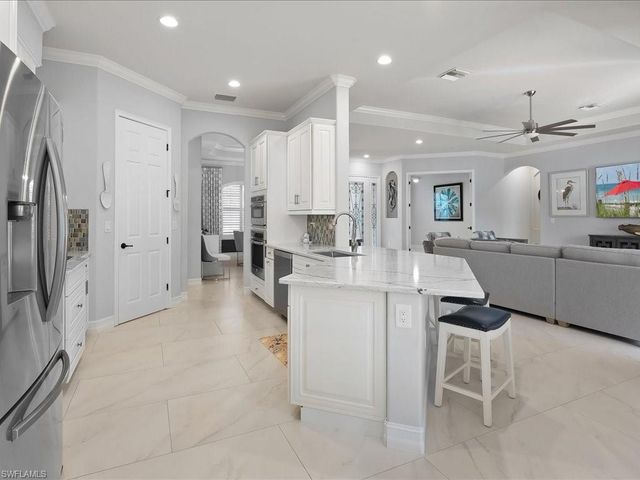 9636 Firenze DR, Naples, FL 34113