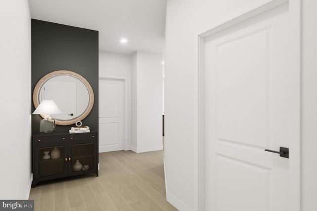 1121 FORTUNE TER #2, Potomac, MD 20854