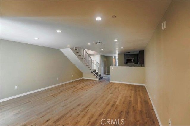 8837 Burnet Avenue, North Hills (los Angeles), CA 91343