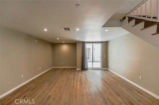 8837 Burnet Avenue, North Hills (los Angeles), CA 91343