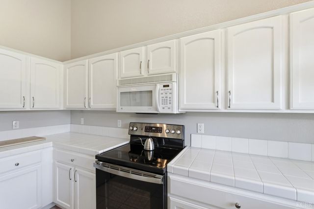 1644 Butternut Street, Lemoore, CA 93245