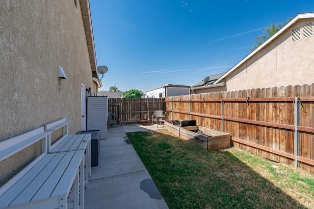 1644 Butternut Street, Lemoore, CA 93245