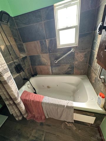 208 Walnut Street, Williamsburg, OH 45176