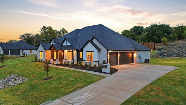 1011 Meadow Wood Terrace, Azle, TX 76020