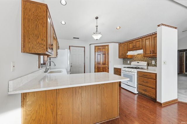 1011 Elm Street, Auburn, IN 46706