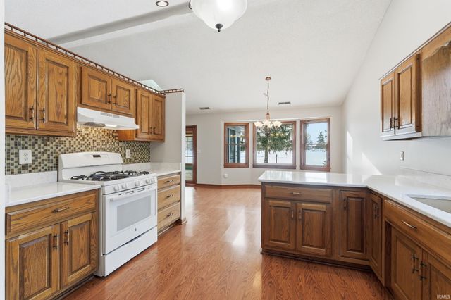 1011 Elm Street, Auburn, IN 46706