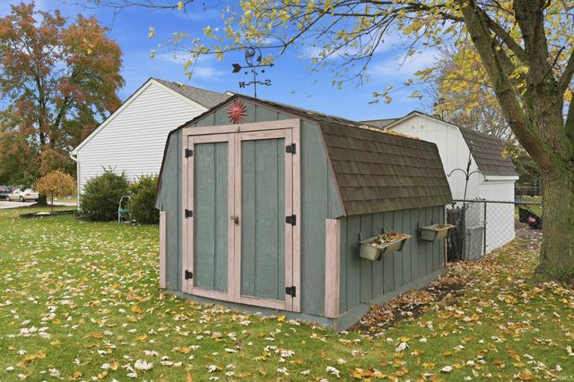 1011 Elm Street, Auburn, IN 46706