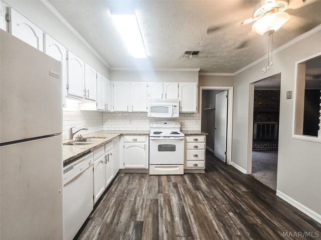 623 Marlyn Drive, Prattville, AL 36067