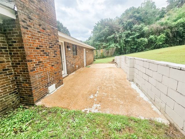 623 Marlyn Drive, Prattville, AL 36067