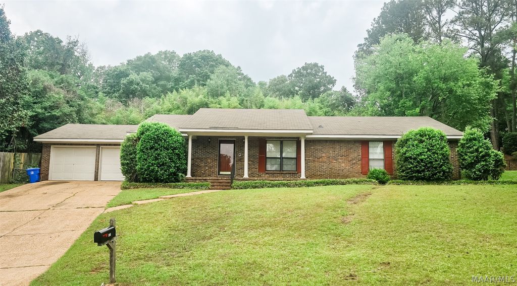 623 Marlyn Drive, Prattville, AL 36067