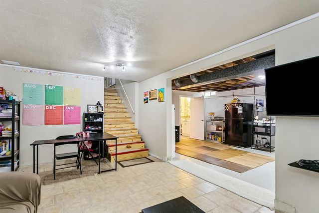 1006 N Dougherty Ave, Wichita, KS 67212