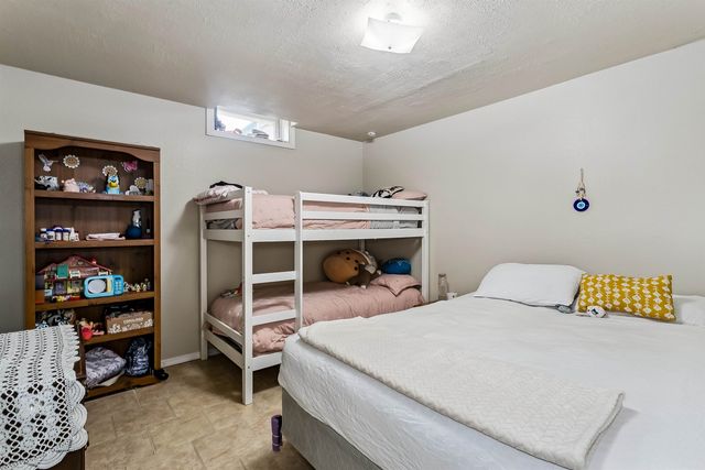 1006 N Dougherty Ave, Wichita, KS 67212
