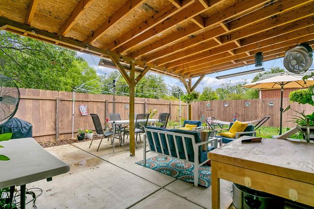 1006 N Dougherty Ave, Wichita, KS 67212
