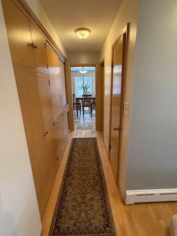 501 Glenwood Trail, Elgin, IL 60120