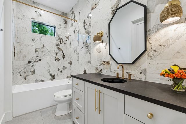 11224 Northgate Circle, Dallas, TX 75230