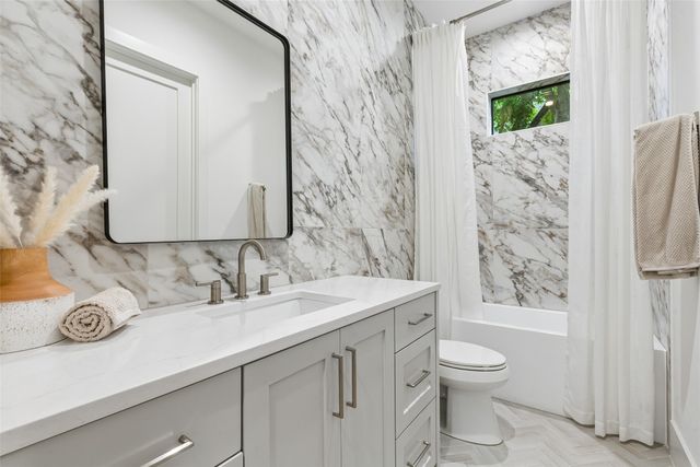 11224 Northgate Circle, Dallas, TX 75230