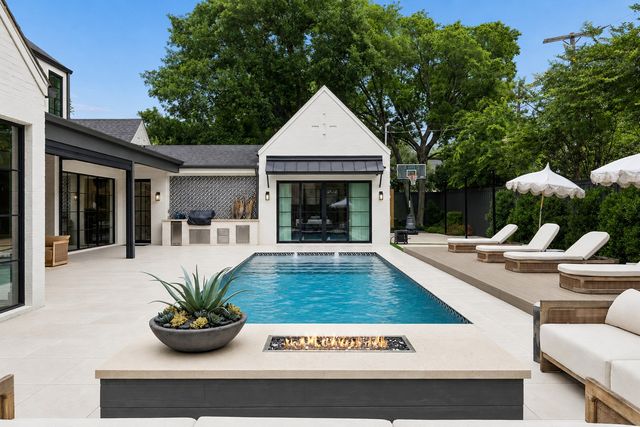 11224 Northgate Circle, Dallas, TX 75230