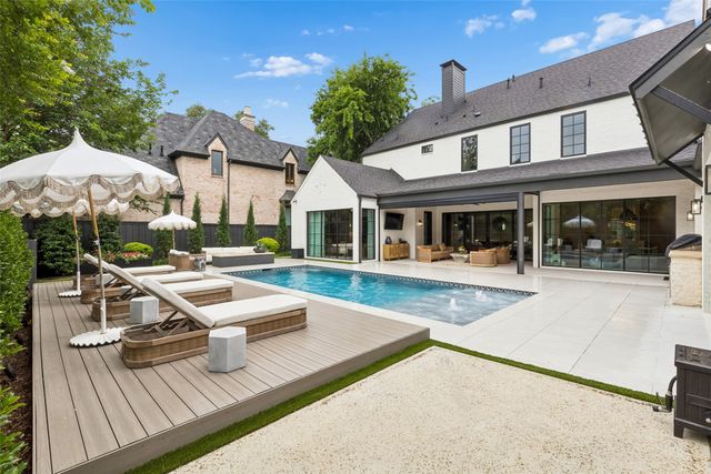 11224 Northgate Circle, Dallas, TX 75230