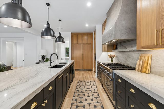 11224 Northgate Circle, Dallas, TX 75230